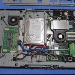 富士通ディスプレイ一体型PC分解　ハードディスク　交換　ESPRIMO　FH530/１AT　